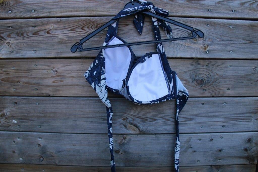 Bikini blauw/ beige Beachlife mt 44 D Cup Vaste prijs, Kleding | Dames, Badmode en Zwemkleding, Beachlife, Blauw, Ophalen of Verzenden