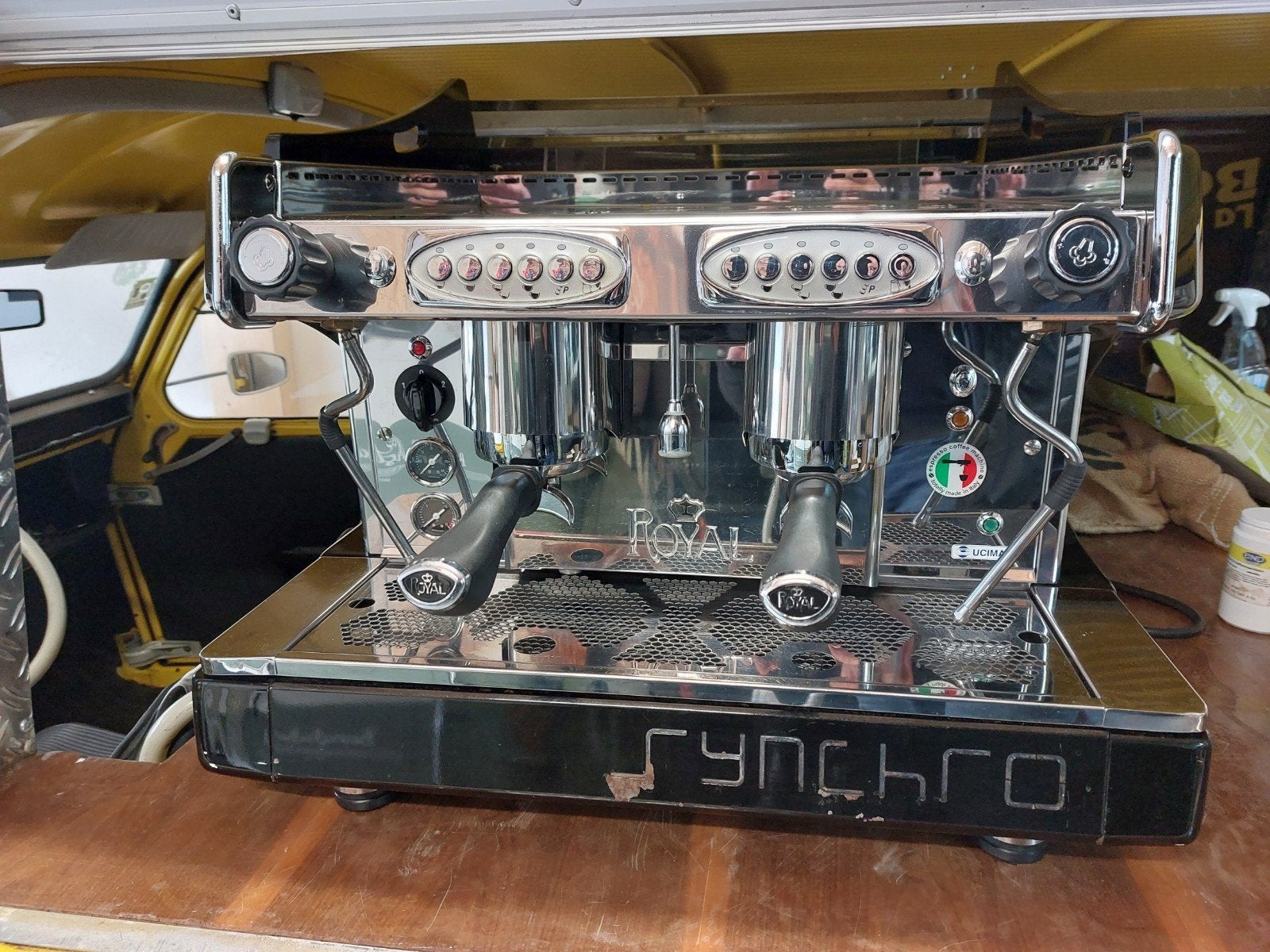 BFC CBC Royal Synchro professionele espressomachine, Witgoed en Apparatuur, Koffiezetapparaten, Gebruikt, Espresso apparaat, 10 kopjes of meer