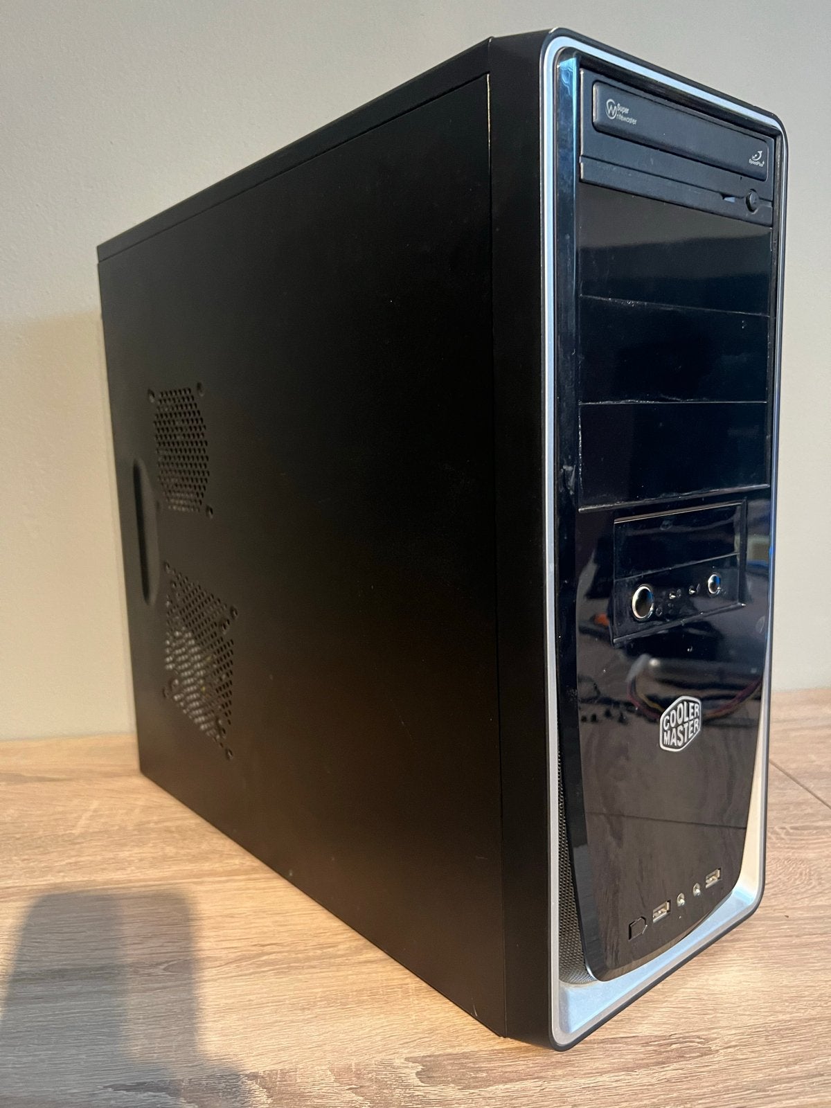 CoolerMaster PC Behuizing - Zwart, Computers en Software, Computerbehuizingen, Ophalen, Gebruikt