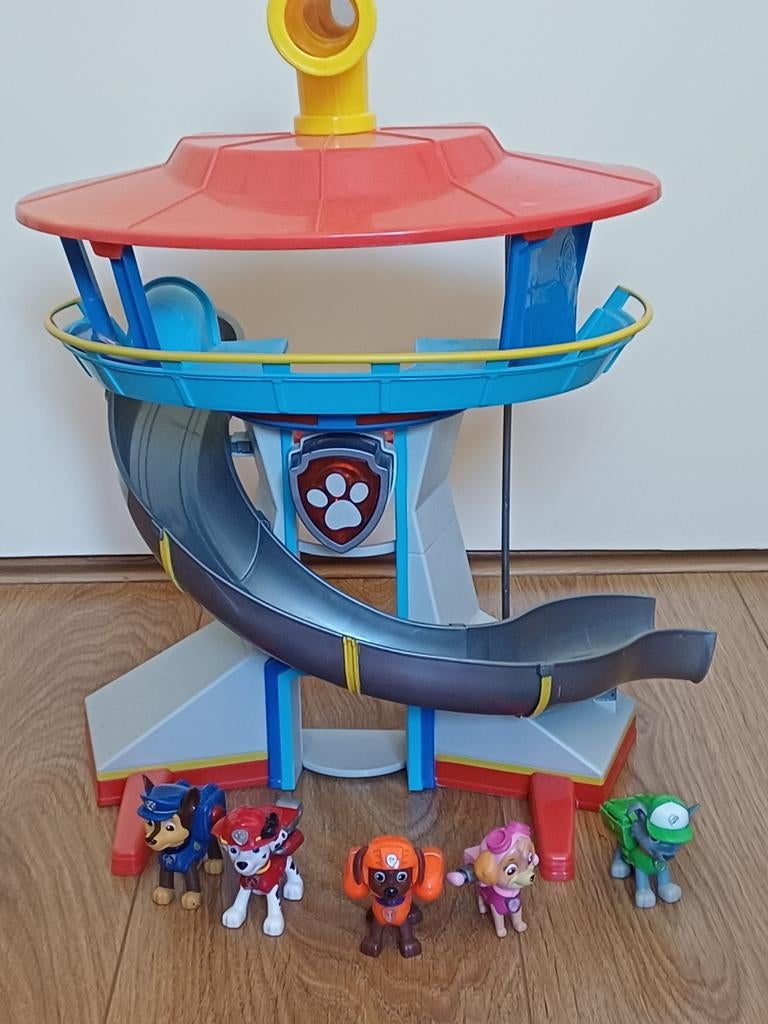 Paw Patrol Uitkijktoren met 5 Figuren, Ophalen