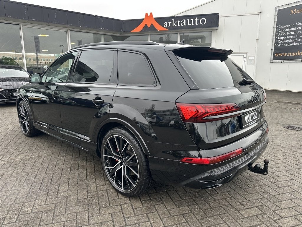 Audi Q7 55 TFSI quattro competition plus Massage 7 Persoons, Auto's, Automaat, Dealer onderhouden, Gebruikt, 2995 cc