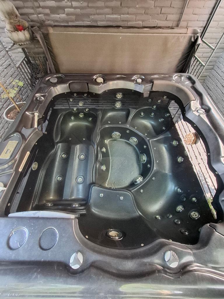 JACUZZI Balboa 6 persoons, Ophalen, Gebruikt, Vast