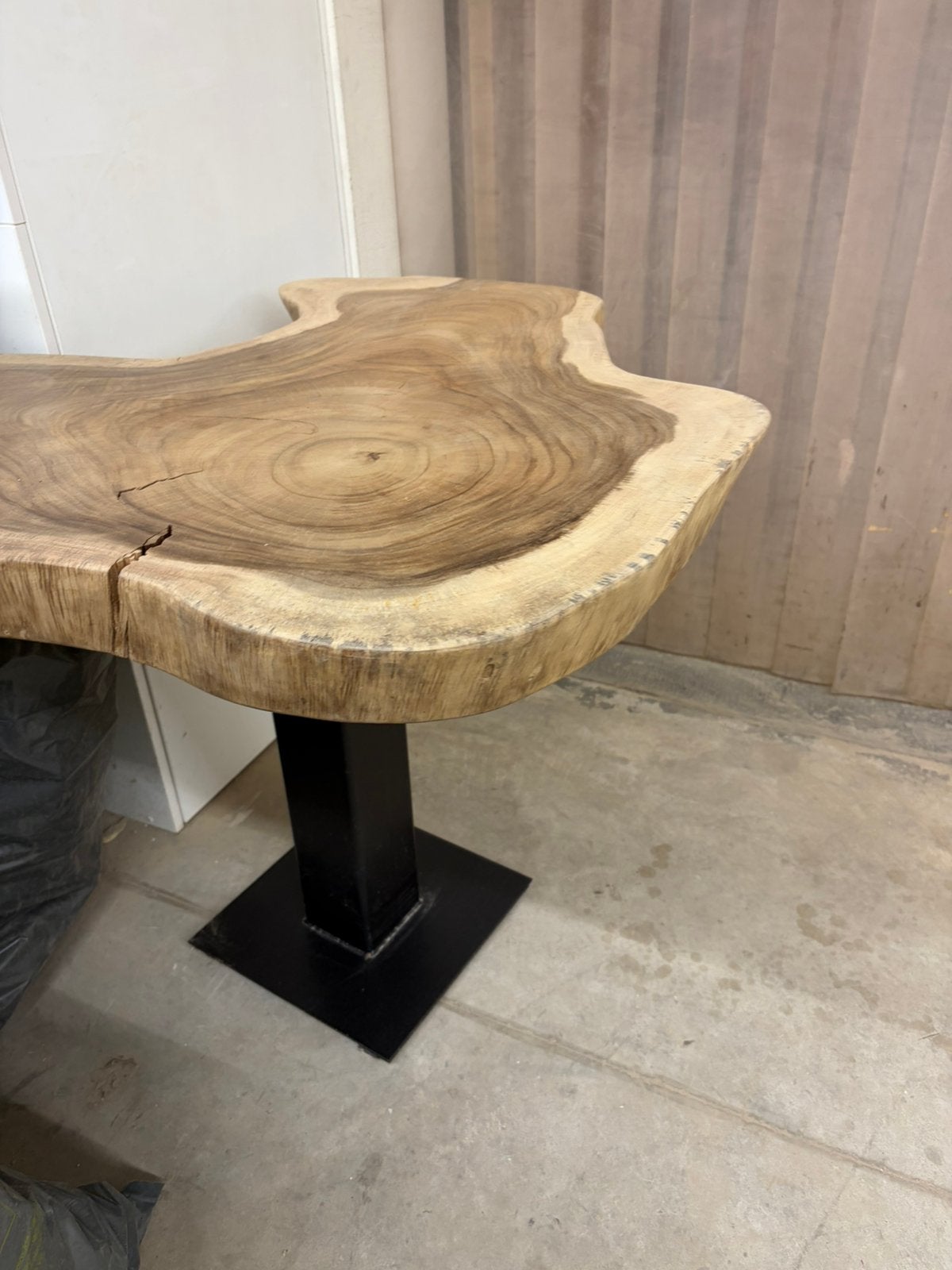 suar boomstam tafel, Ophalen, Rond, Zo goed als nieuw, 75 cm of meer