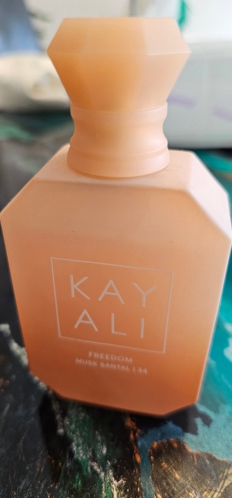 Kayali Freedom Musk Santal | 34 Eau de Parfum 50ml, Ophalen of Verzenden, Zo goed als nieuw