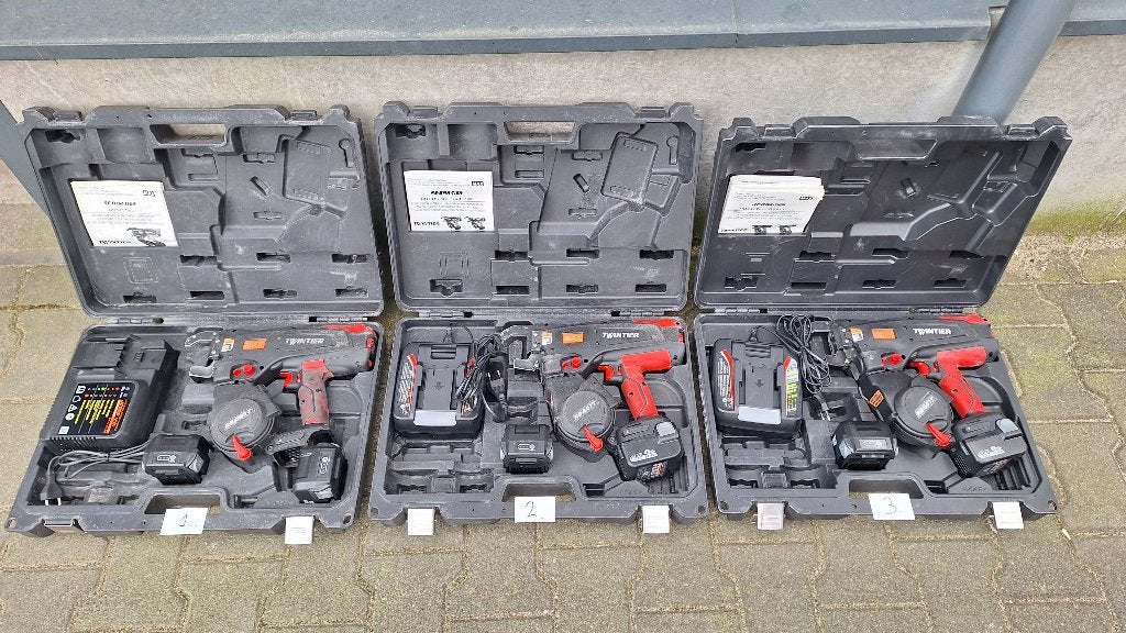 nog 2x Max Twintier RB441T Accu Vlechtmachine vlechttang, ,, Ophalen of Verzenden, Zo goed als nieuw, ,