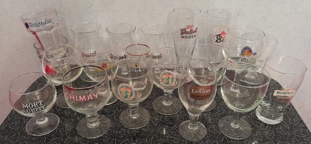 Verzameling van 20 bierglazen - Nederlands en Belgisch, Verzamelen, Ophalen, Gebruikt, Glas of Glazen, Overige merken