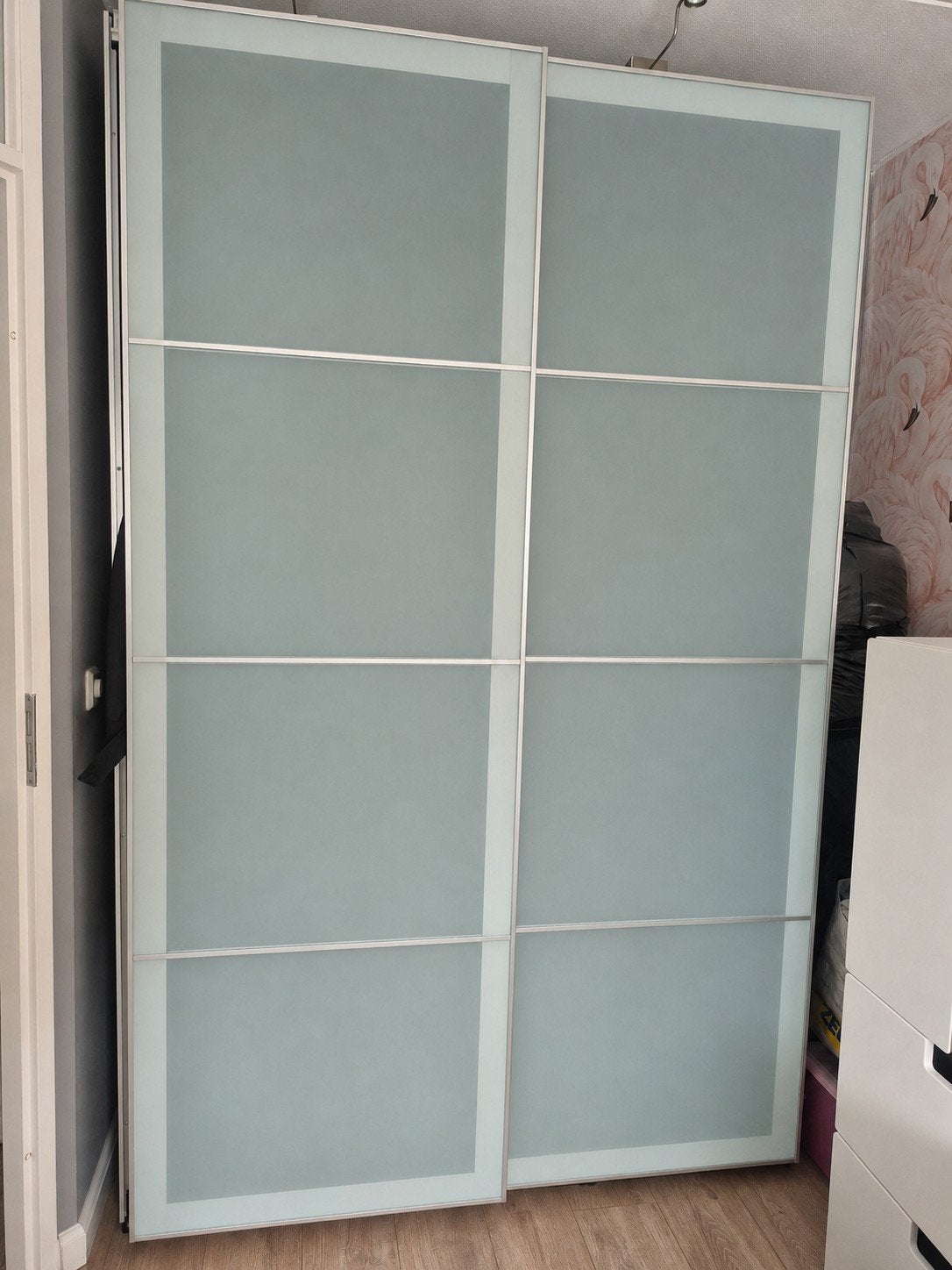 IKEA PAX Kledingkast met Schuifdeuren en Melkglas, Ophalen, 50 tot 75 cm, 200 cm of meer, 200 cm of meer