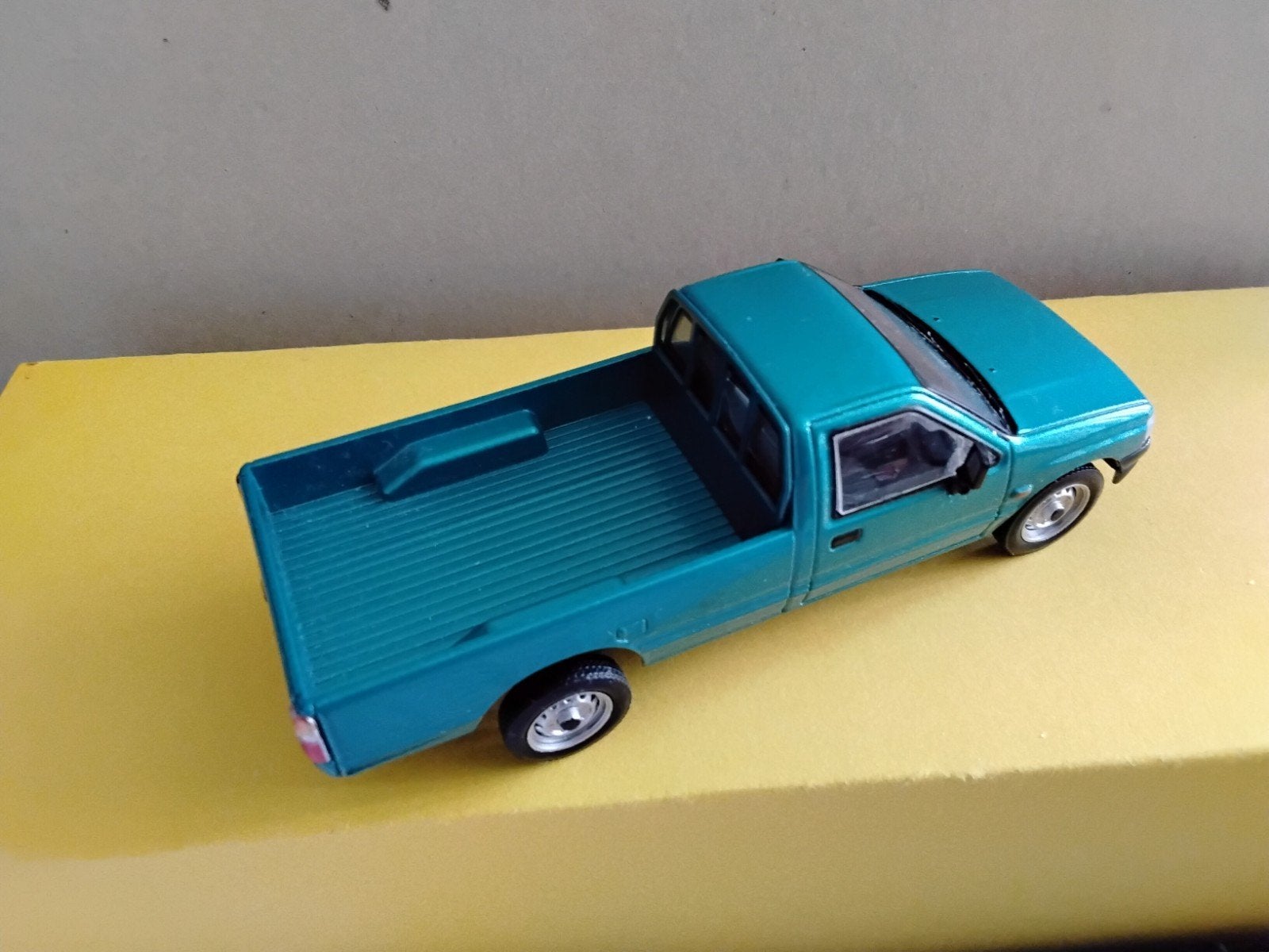 OPEL   CAMPO    PICK -UP      SCHAÄL  1:43, Ophalen of Verzenden, Auto, Overige merken