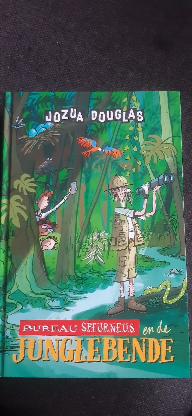 Bureau Speurneus en de Junglebende - Jozua Douglas, Ophalen