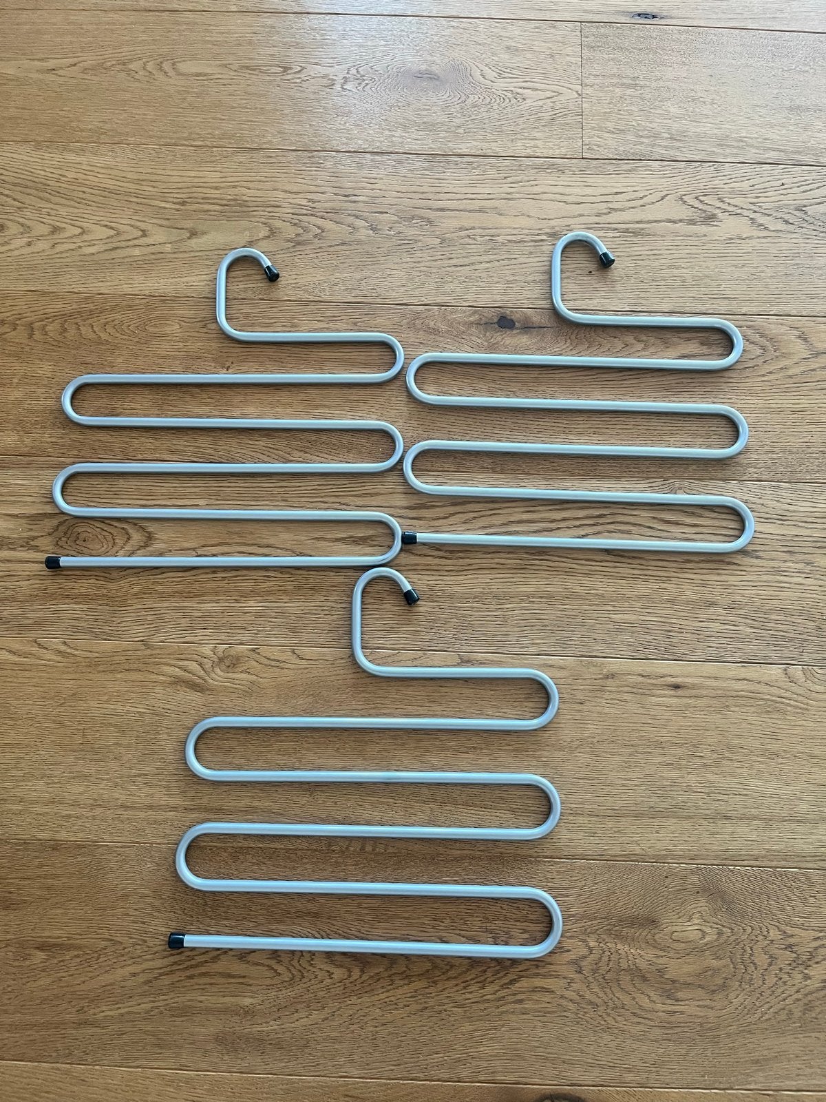 3 metalen broekhangers - Gratis af te halen, Ophalen, Gebruikt
