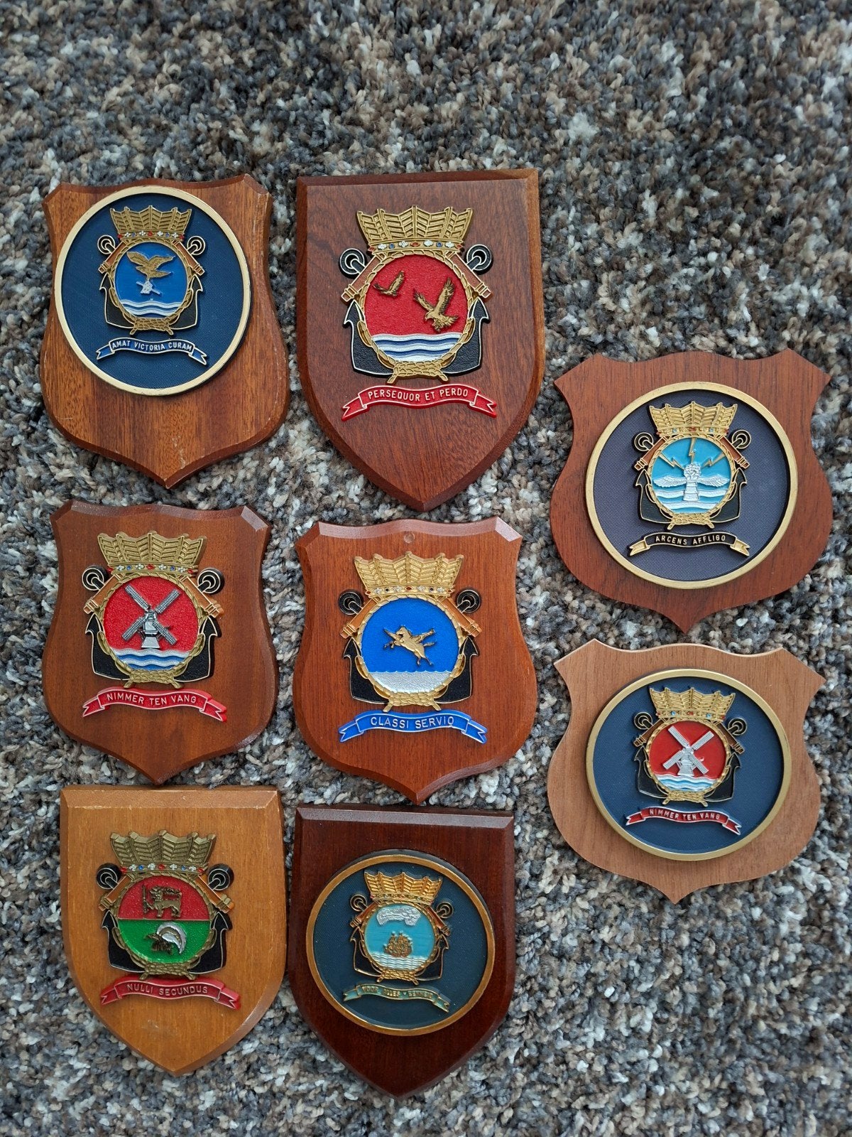 8x wapenschild MLD, Verzamelen, Ophalen of Verzenden, Marine, Nederland, Embleem of Badge