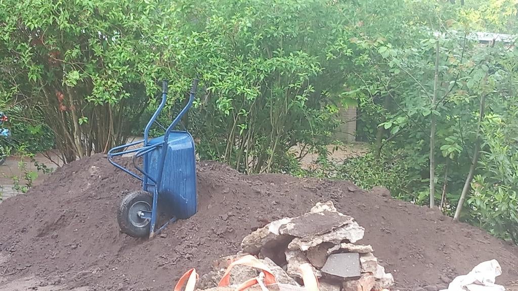 Gratis zwart zand af te halen, Tuin en Terras, Zand, Ophalen, Gebruikt, Overige typen