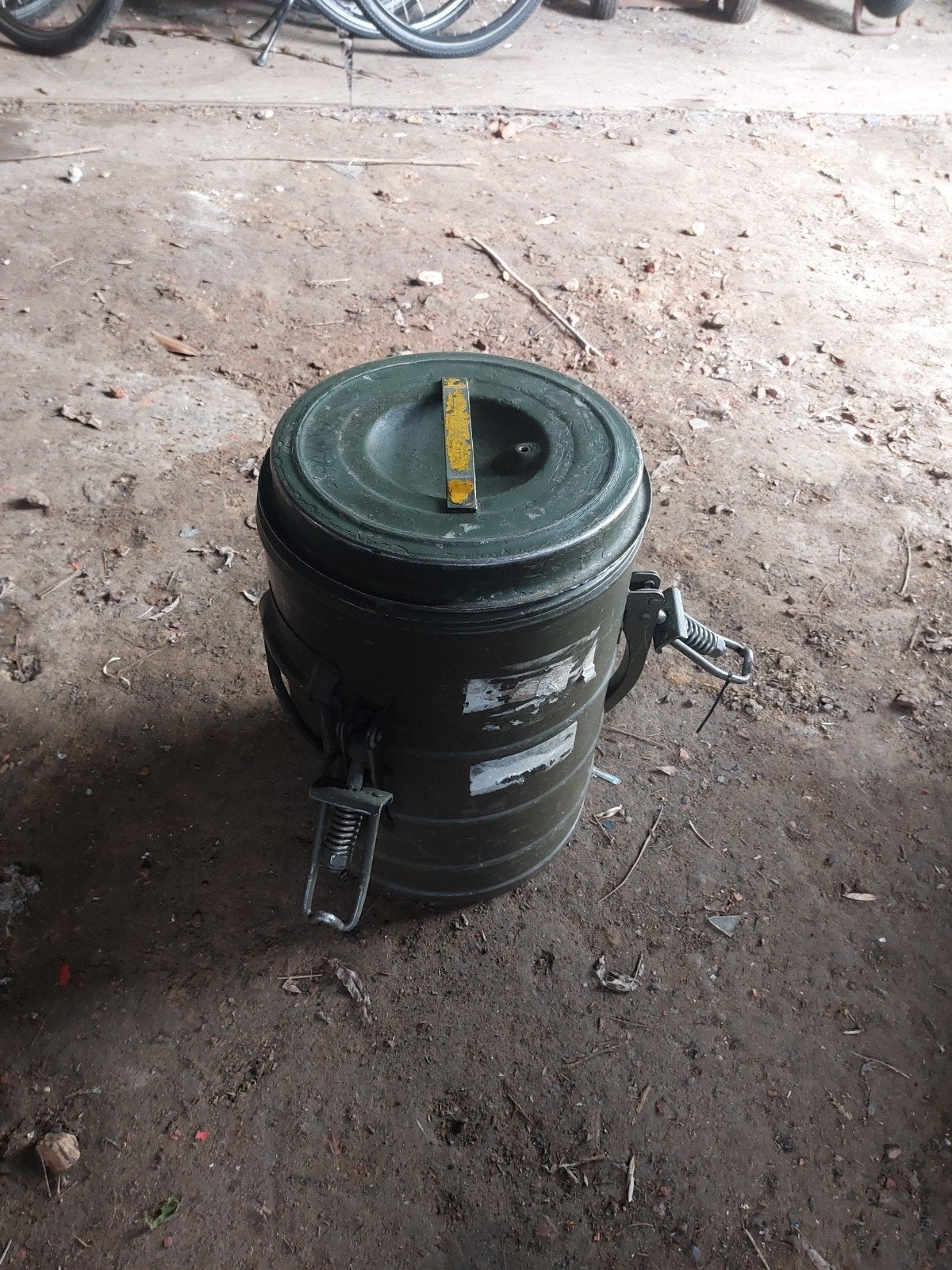 Leger warmhoud pot, Ophalen