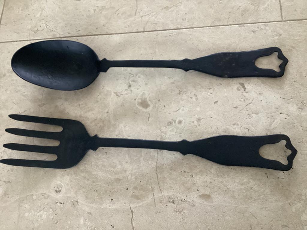 Wand decoratie 51 cm Gietijzeren vork en lepel, Ophalen of Verzenden