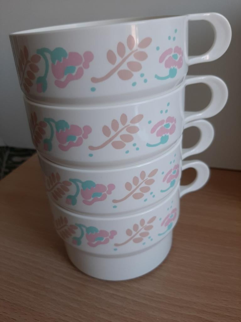 Coppia kampeerservies soepkom+bekers z.foto setprijs, Ophalen of Verzenden, Zo goed als nieuw