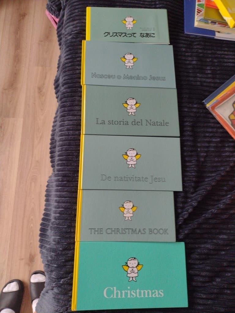 Dick Bruna Kerstboek - Diverse Talen, Boeken, Ophalen of Verzenden, Zo goed als nieuw, Dick Bruna, Fictie