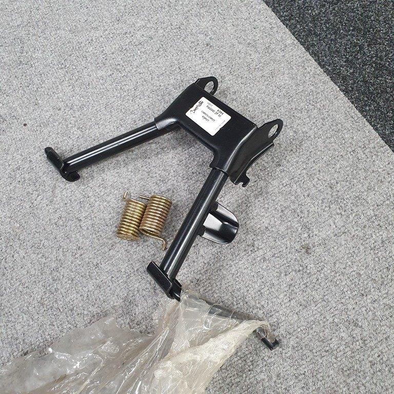 NIEUW Standaard Piaggio Zip type 1 middenbok Buzetti 4394, Fietsen en Brommers, Brommeronderdelen | Scooters, Ophalen of Verzenden