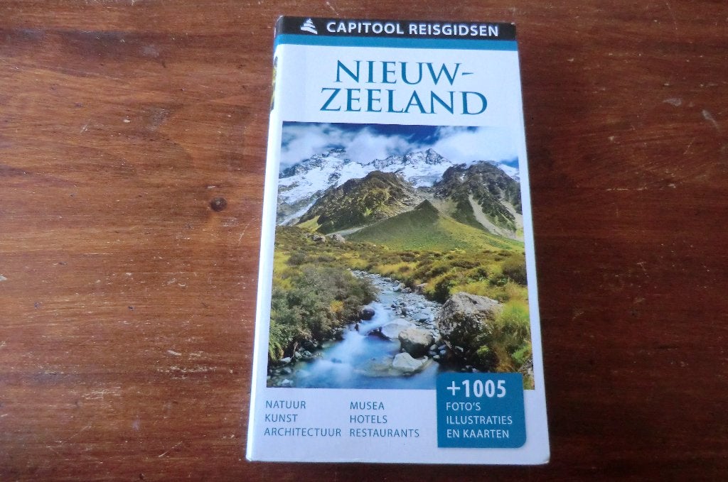 reisgids - Nieuw-Zeeland - capitool (2014), Boeken, Gelezen, Capitool, Reisgids of -boek, Australië en Nieuw-Zeeland