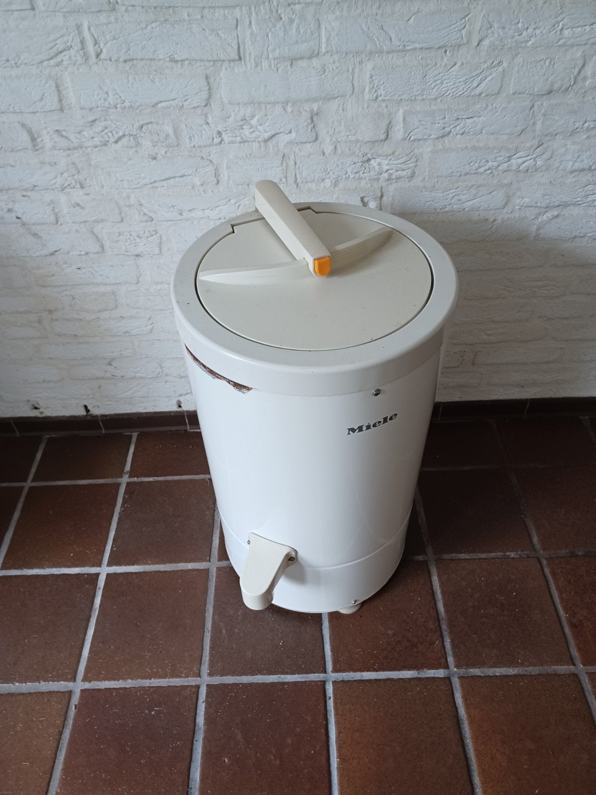 Miele centrifuge, Ophalen, Gebruikt
