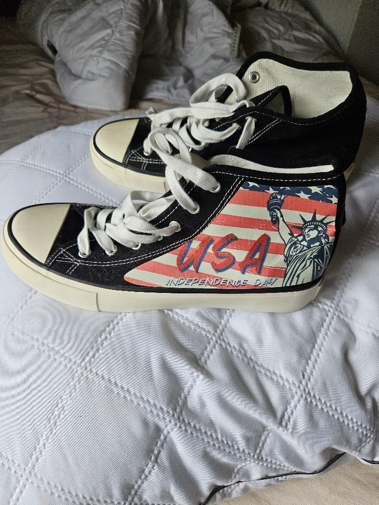 Schoenen, Zwart, Ophalen of Verzenden, Gedragen, Sneakers of Gympen