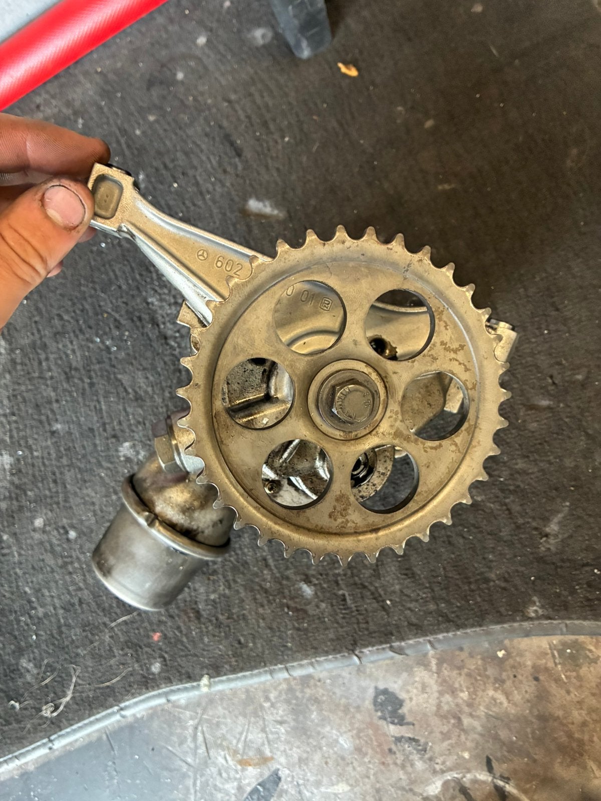 Mercedes benz olipomp, Ophalen, Gebruikt, Mercedes-Benz