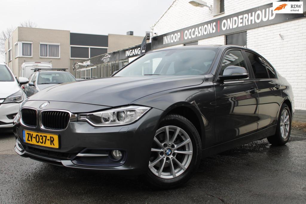 BMW 3-serie 316i High Executive | Airco | Navi |Elec ramen |, 1360 kg, Gebruikt, 4 cilinders, Handgeschakeld