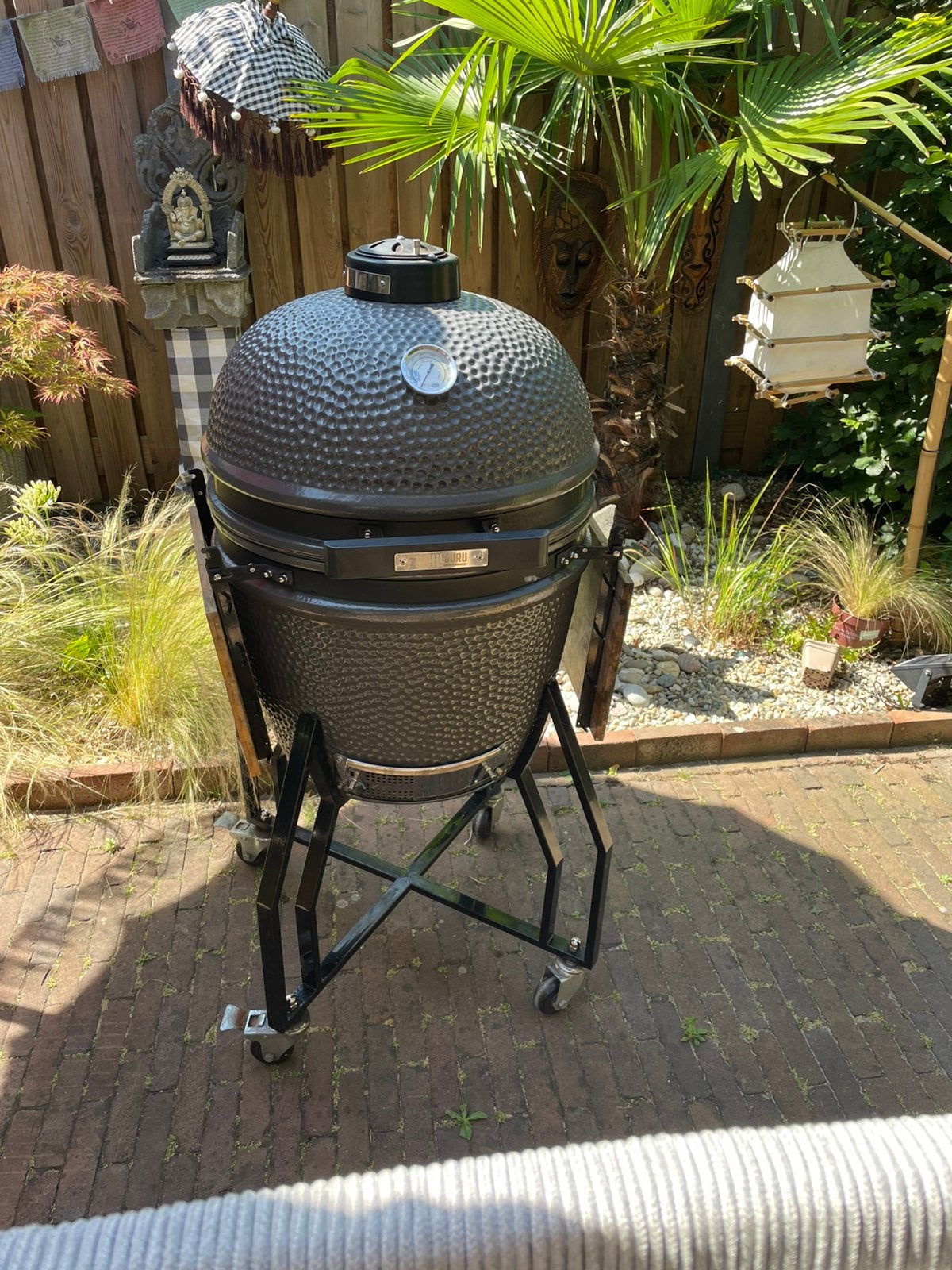 Grill Guru kamado large, Ophalen, Zo goed als nieuw