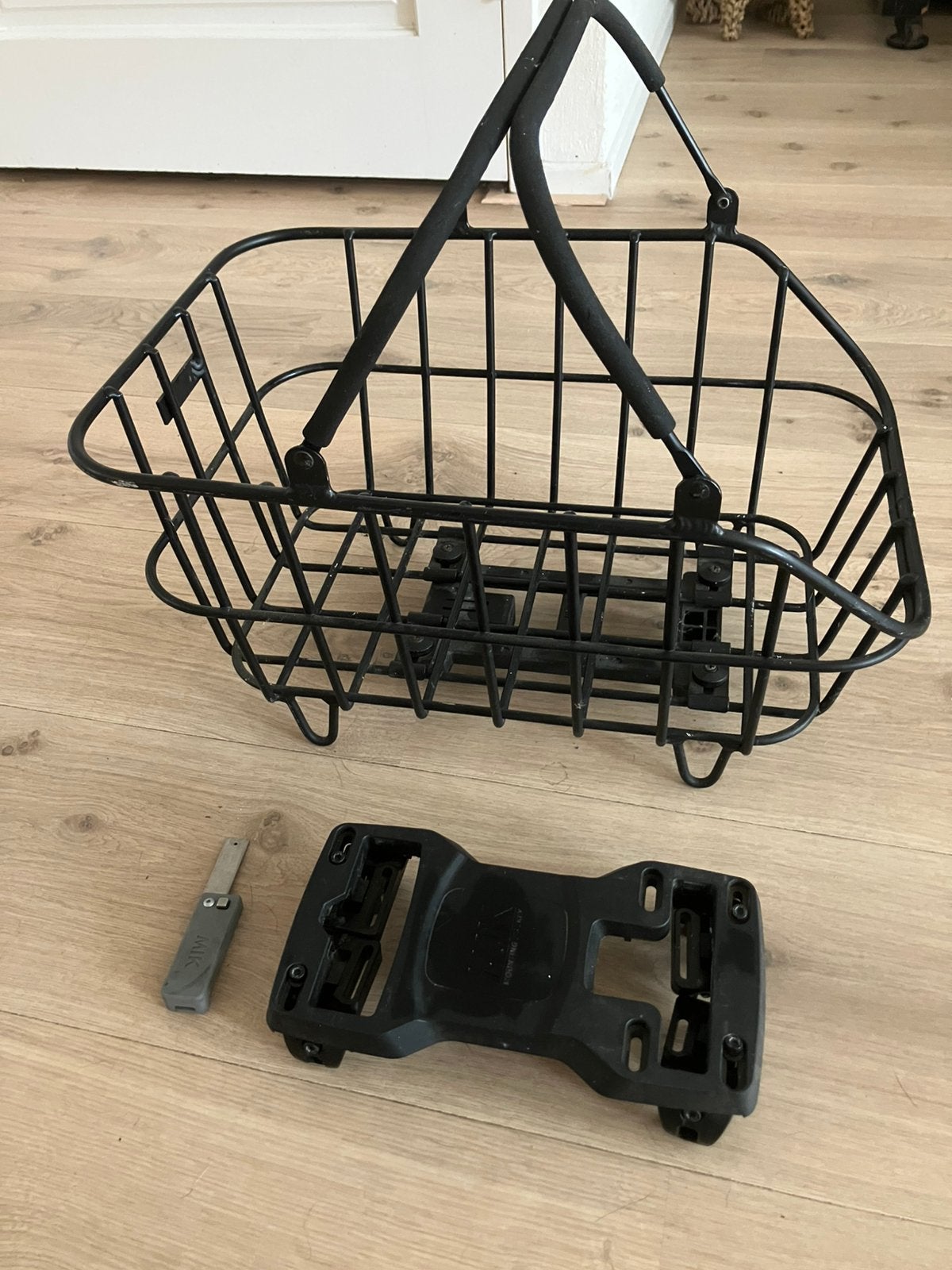 Fietsmand Basil, Ophalen, Zo goed als nieuw, Fietsmand