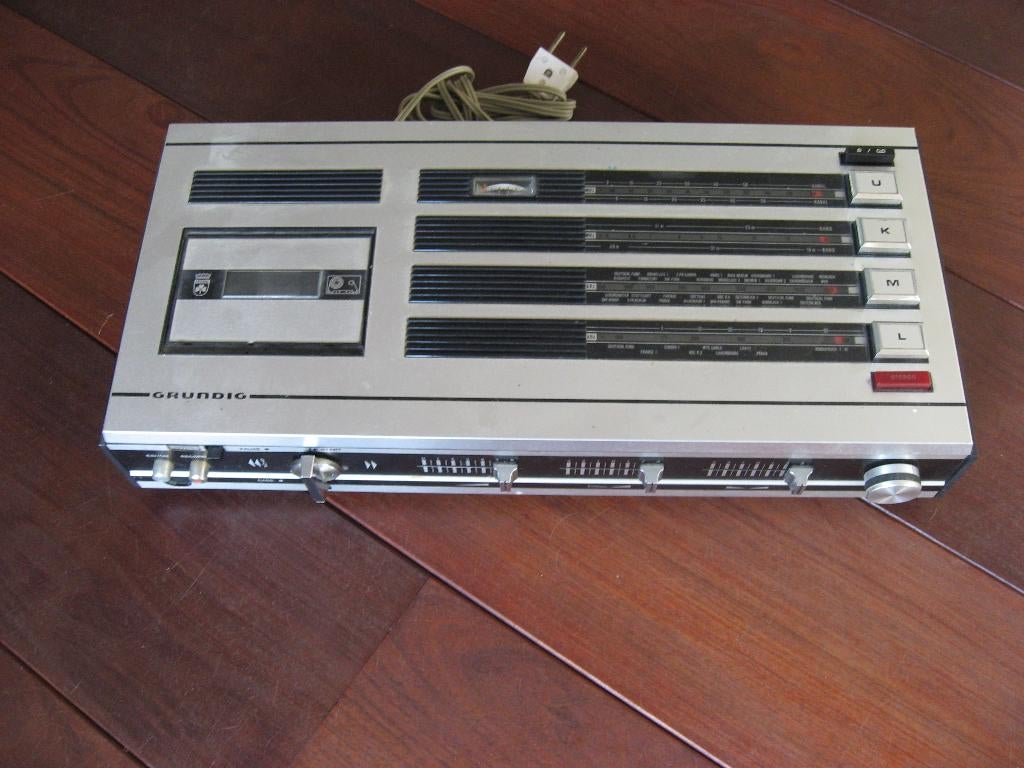 vintage radio/ cassette deck, Grundig, type studio 320, 1971, Verzenden, Enkel, Overige merken