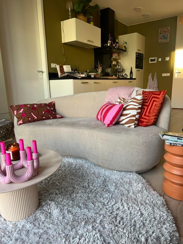 Sofa Company bankje Rose - Beige, Huis en Inrichting, Banken | Sofa's en Chaises Longues, Zo goed als nieuw, Tweepersoons, 150 tot 200 cm