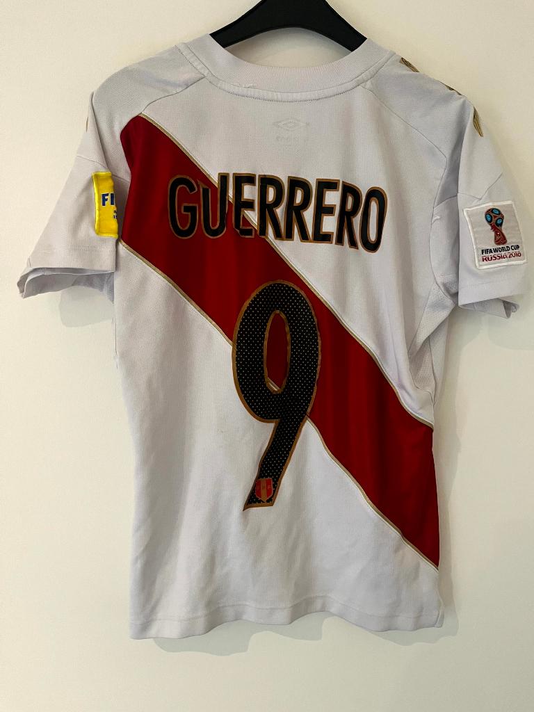 Peru  Voetbalshirt Umbro Maat M Kids 140-152 cm, Verzenden, Zo goed als nieuw, Buitenlandse clubs, Shirt