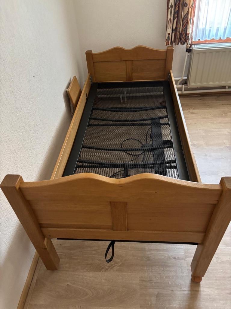 Eiken senioren slaapkamer, Ophalen, Gebruikt, Tweepersoons