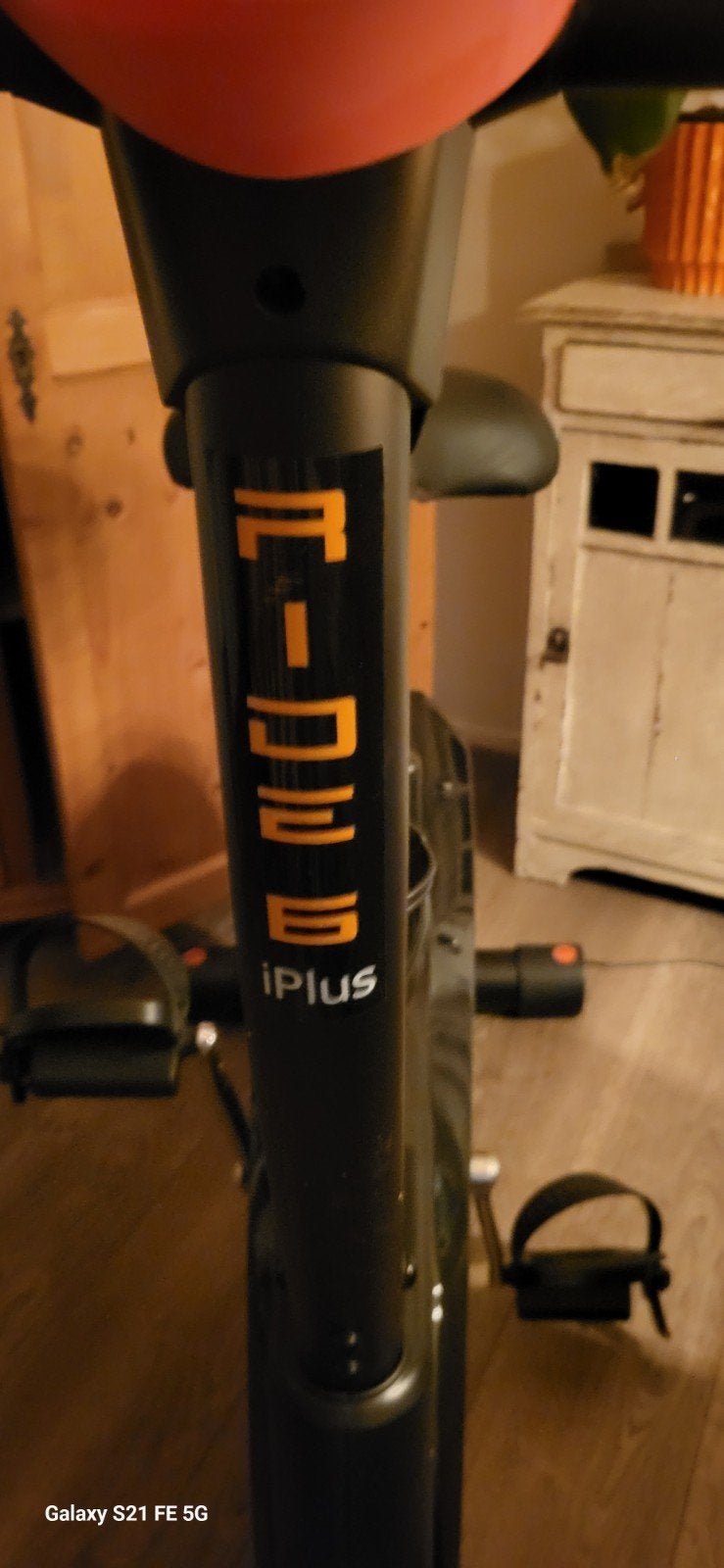 Hometrainer Fit Bike iPlus - Zo goed als nieuw, Ophalen, Zo goed als nieuw, Metaal, Benen