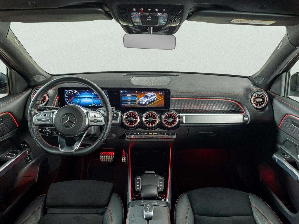 Mercedes-Benz EQB 300 4MATIC AMG Line 67 kWh Premium, Auto's, Mercedes-Benz, Automaat, 228 pk, Gebruikt, 110 €/maand