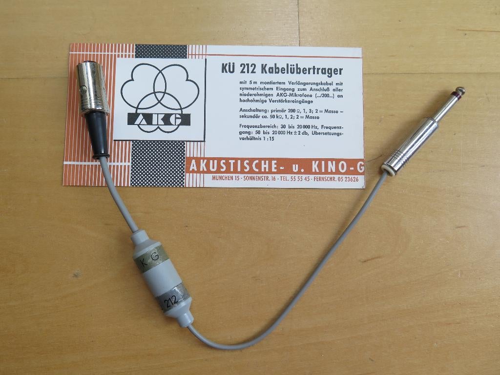 Sennheiser, tafelvoetjes voor microfoon, kabeltrafo's, etc., Ophalen of Verzenden, Gebruikt, Overige typen