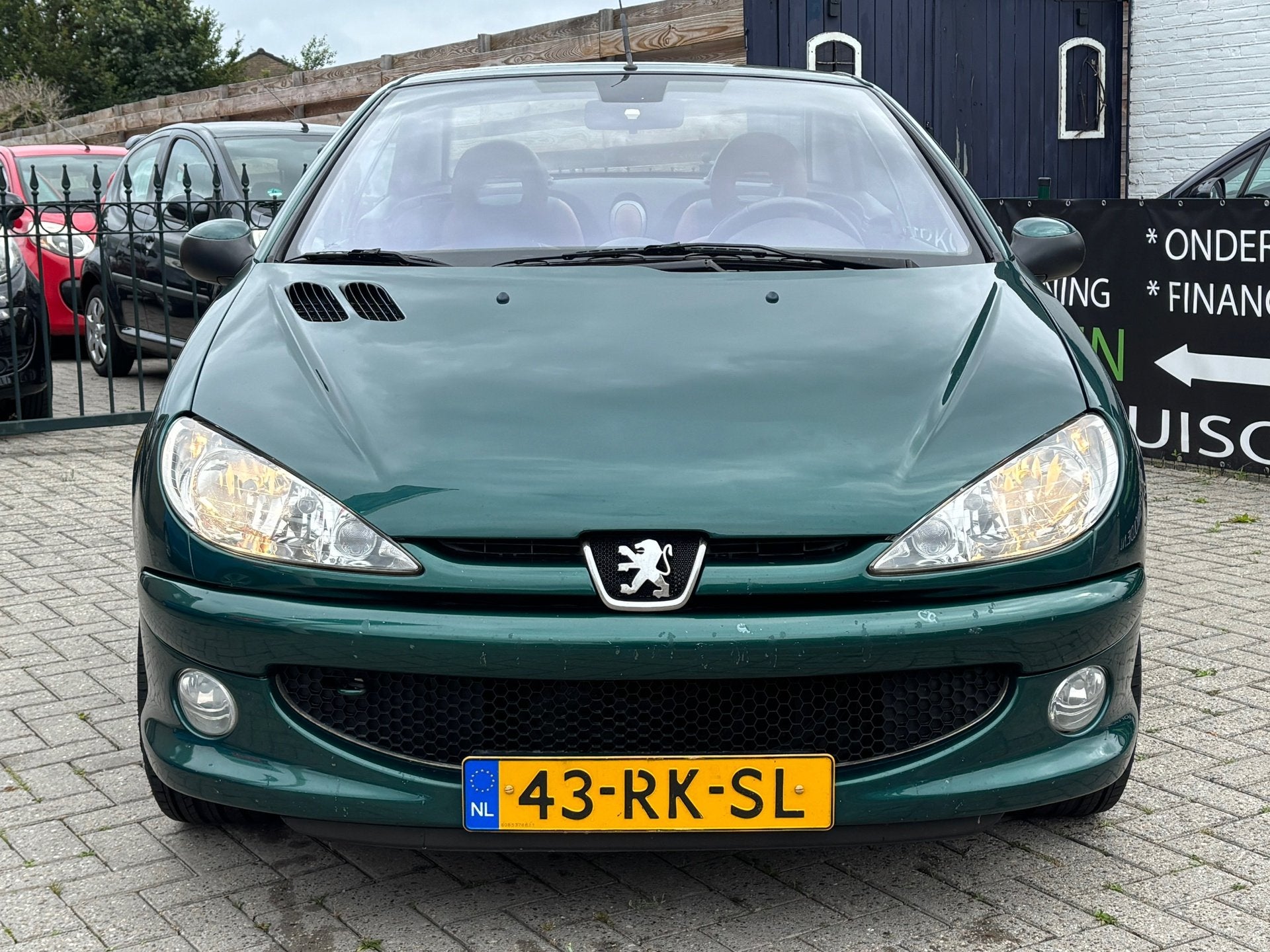 Peugeot 206 CC 1.6-16V Roland Garros, Voorwielaandrijving, Gebruikt, 4 cilinders, Cabriolet