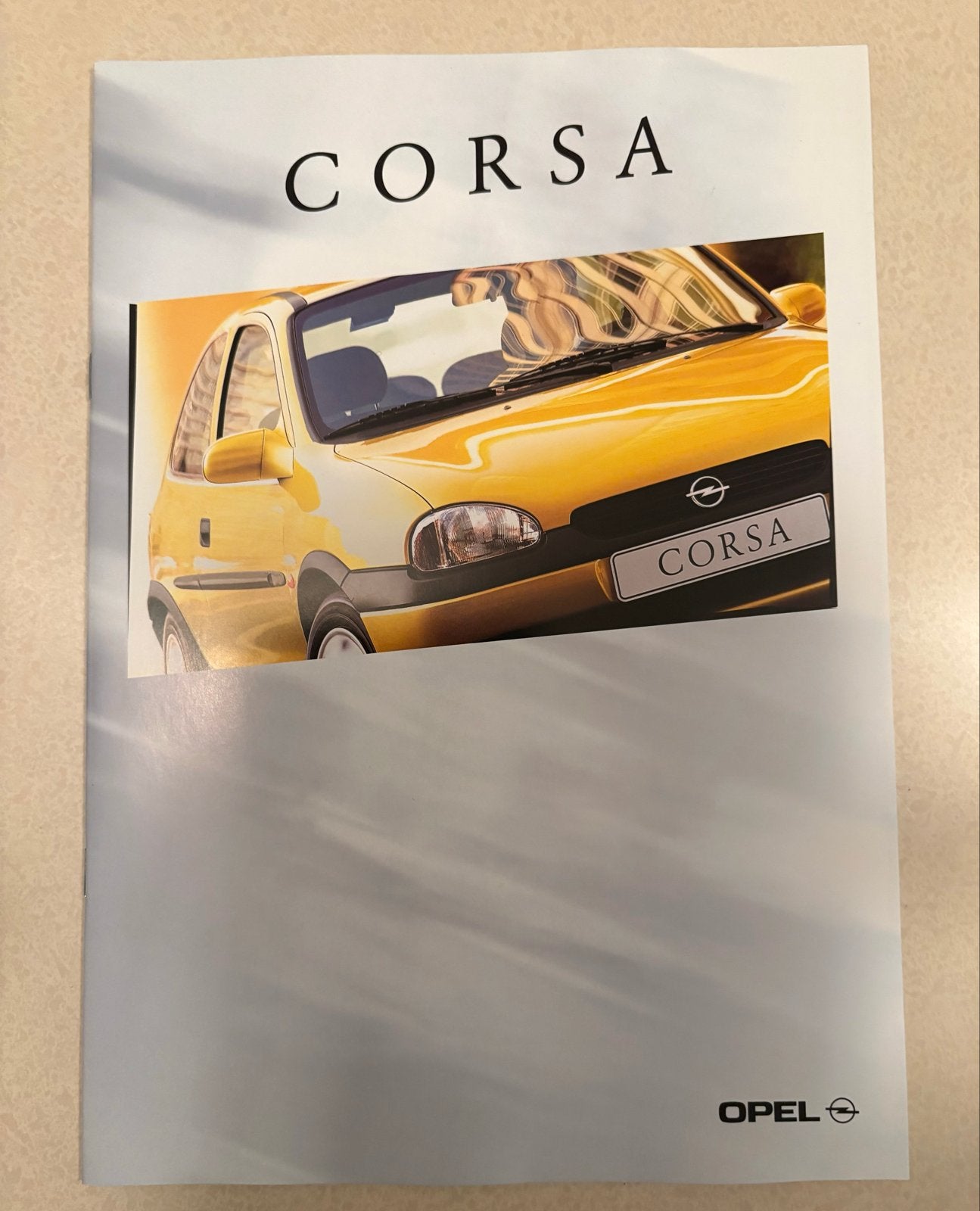 Opel Corsa Brochure - Gele auto, Ophalen of Verzenden, Gelezen, Opel