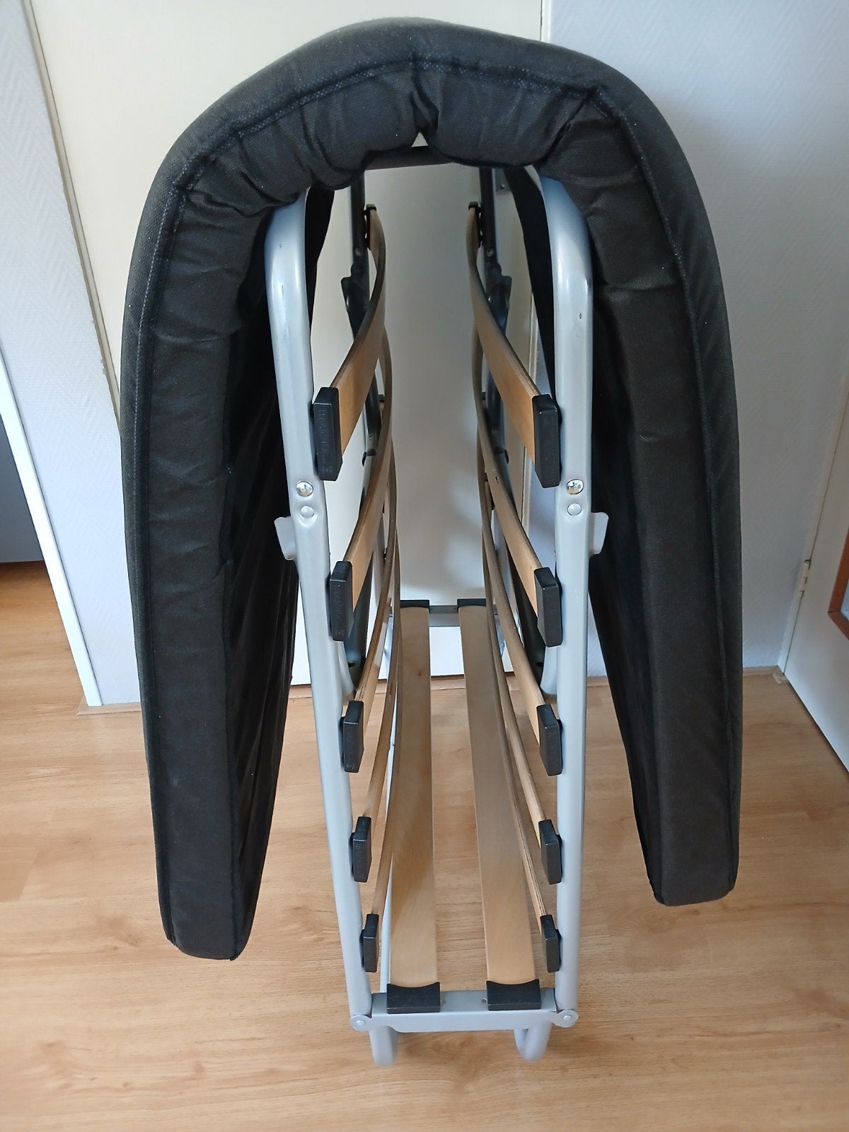 Logeerbed, Gebruikt, Eenpersoons, 80 cm, Metaal
