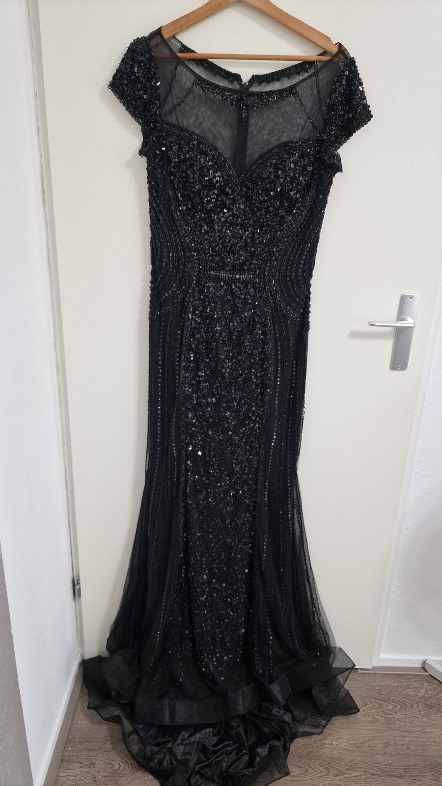 Gala jurk, Kleding | Dames, Gelegenheidskleding, Evening dress, Galajurk, Zwart, Gedragen