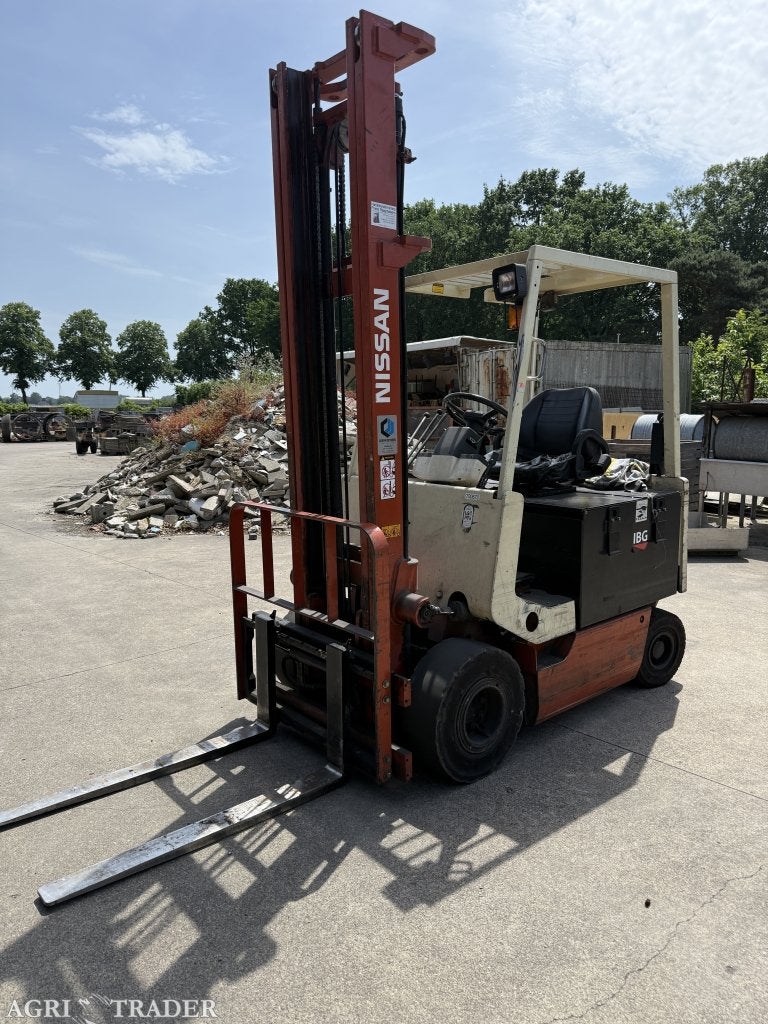 nissan heftruck, Zakelijke goederen, Machines en Bouw | Heftrucks en Intern transport, Niet opgegeven, -, Niet opgegeven