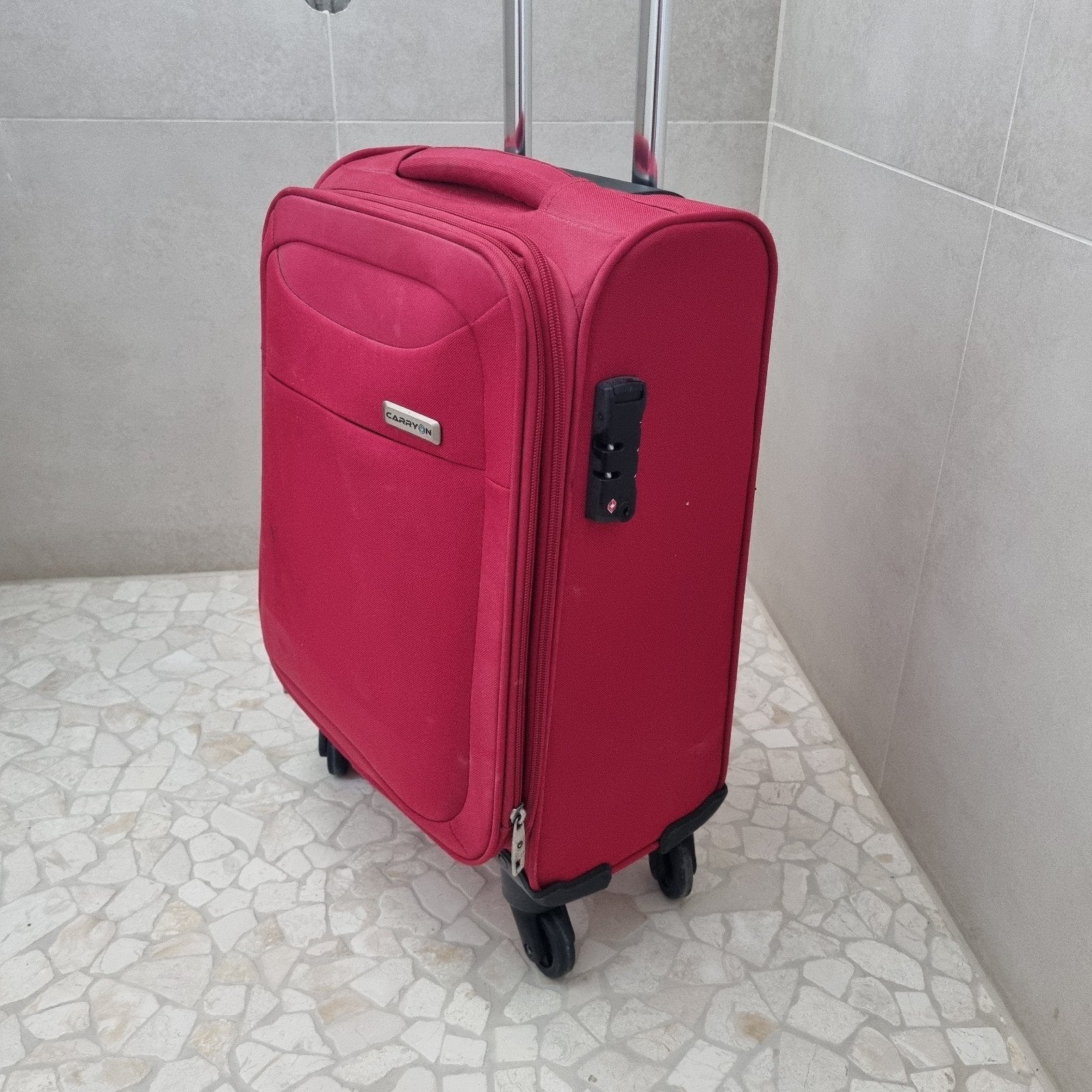 Reiskoffer trolley carryon, Ophalen of Verzenden, Zo goed als nieuw, Rood, Wieltjes