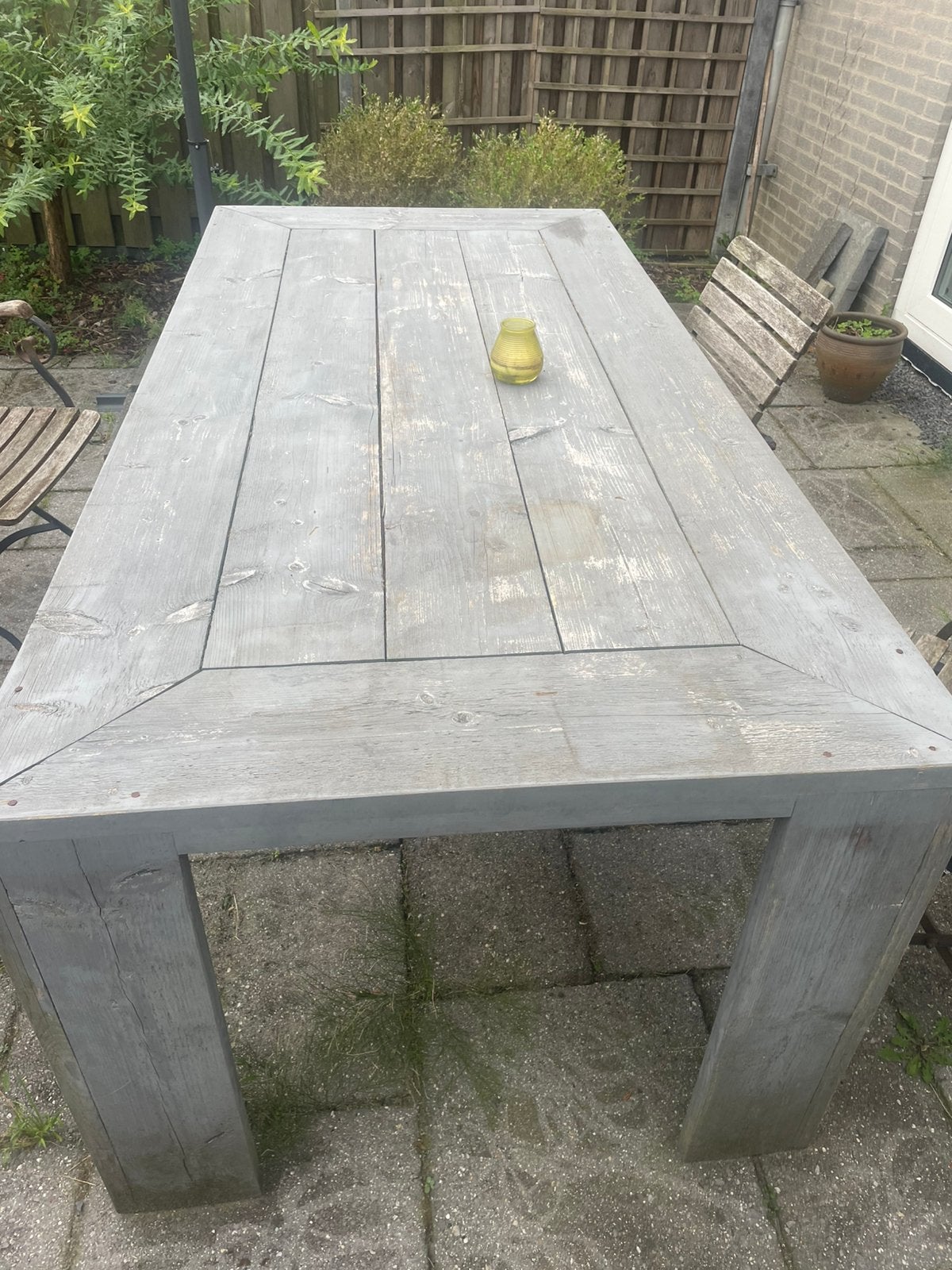 Foto 3 van Gratis Tuintafel