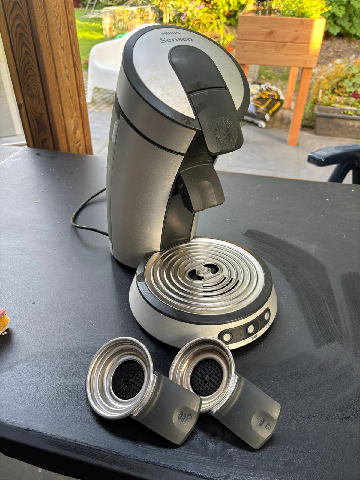 Senseo HD7841 aluminium incl koffiepads, Witgoed en Apparatuur, Koffiemachine, Ophalen of Verzenden, Zo goed als nieuw, Koffiepads en cups