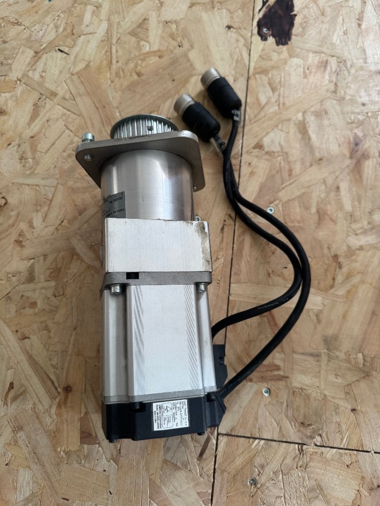 Omron R88M-G75030H-S2-D 750W servo motor + 5:1 tandwielkast, Ophalen, Zo goed als nieuw