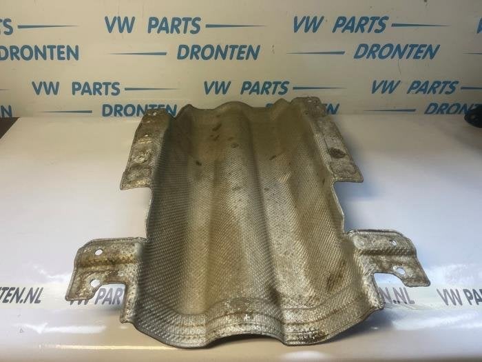 Beschermplaat bodem van een Alfa Romeo Giulia, Gebruikt, -, Verzenden, -