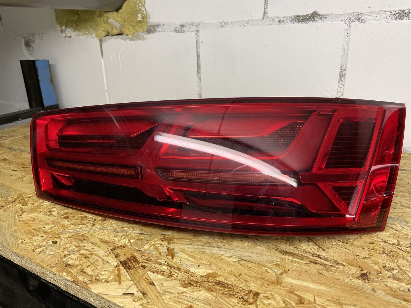 Audi Q7 led achterlicht 4m0945094E, Gebruikt, -, -, Ophalen of Verzenden