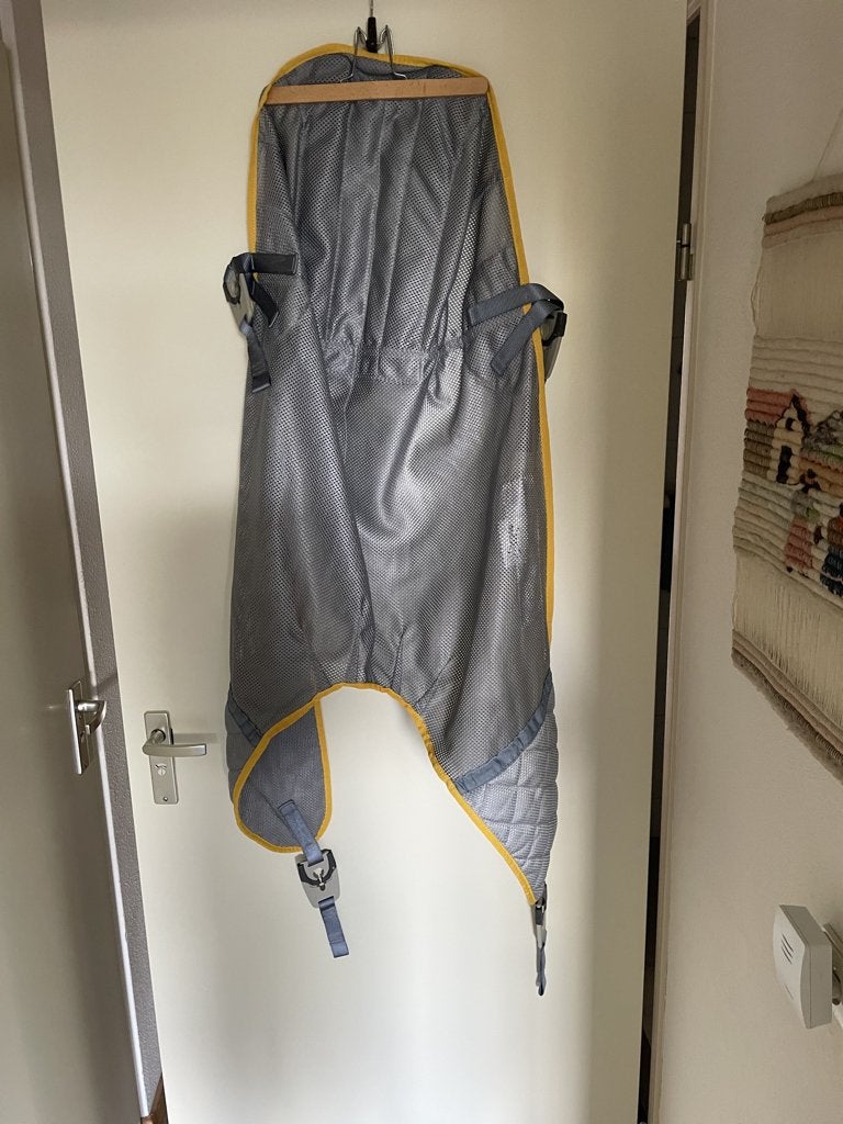tilmat medium voor tillift (douche), Diversen, Verpleegmiddelen, Ophalen of Verzenden, Zo goed als nieuw