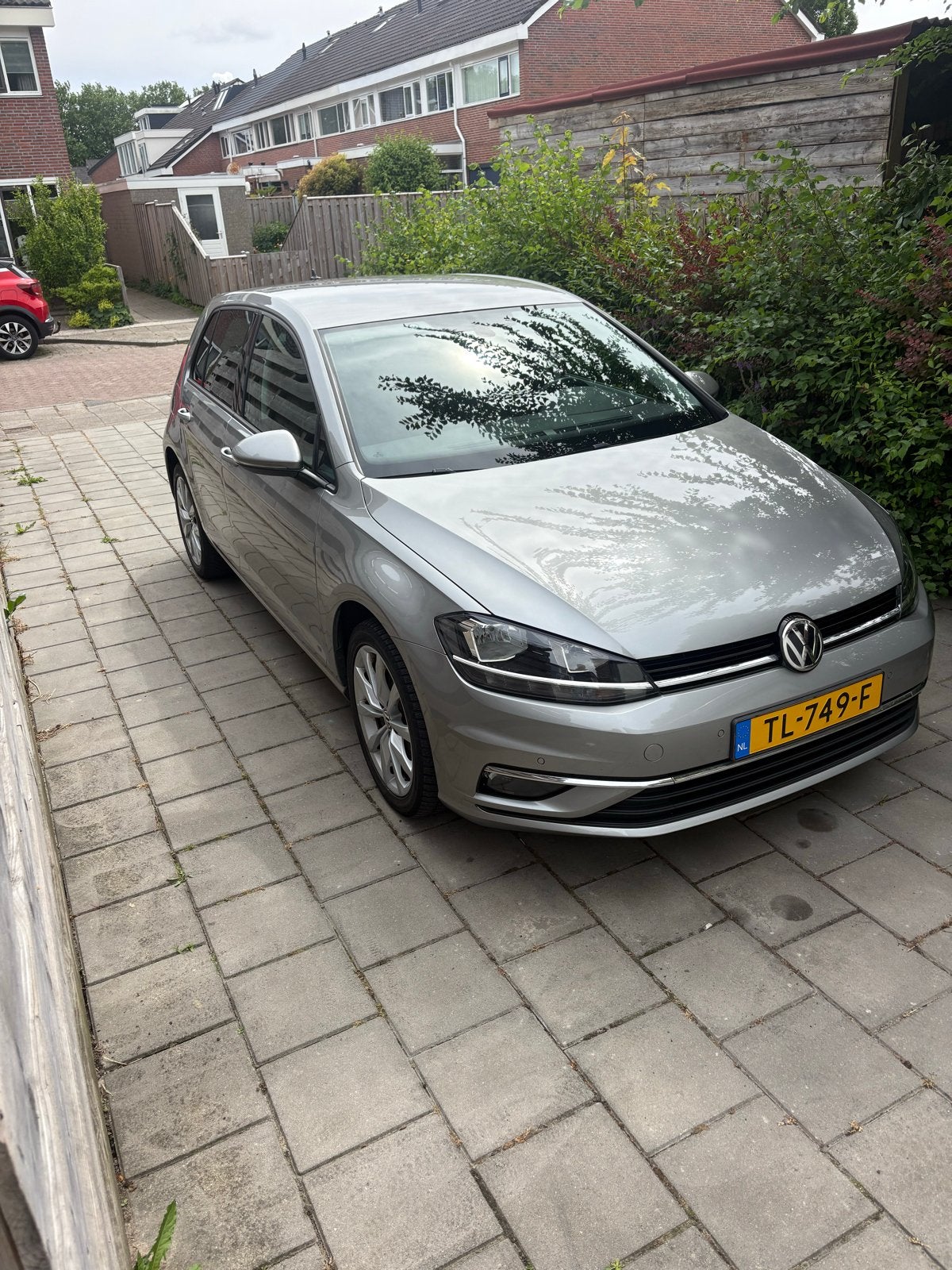 Golf Highline 1.0 TSI | Virtual CP| CarPlay | Navi | PDC |, Voorwielaandrijving, Origineel Nederlands, Handgeschakeld, 3 cilinders