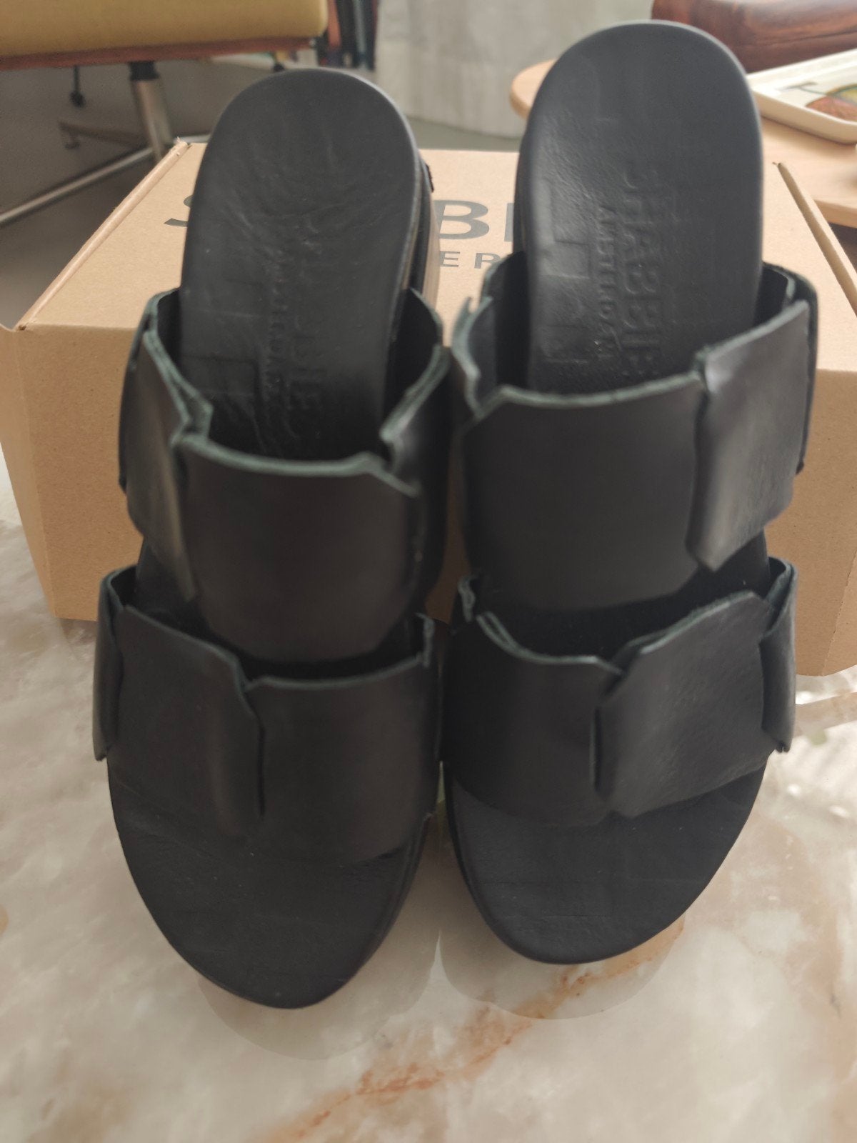SHABBIES zwart leren sandaal nieuw! maat 37
Mt 37 was €129,9, Shabbies Amsterdam, Zwart, Nieuw, Sandalen of Muiltjes