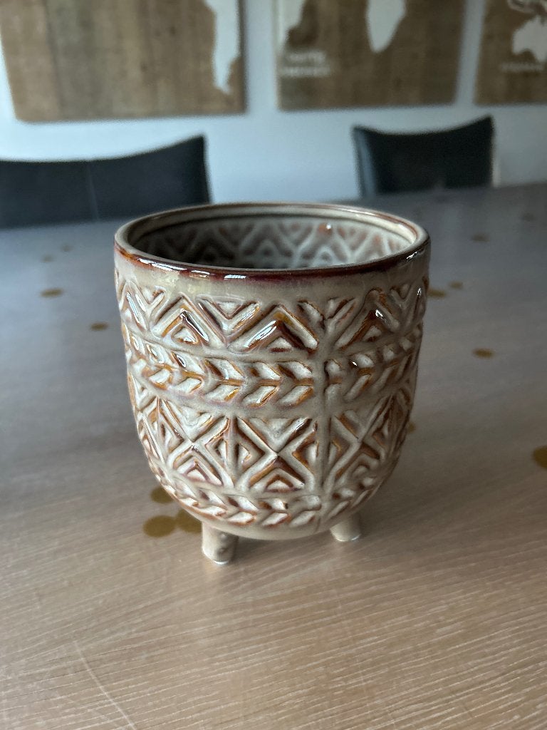 Decoratieve bloempot met patroon en pootjes, Ophalen, Overige soorten, Halfschaduw, In pot